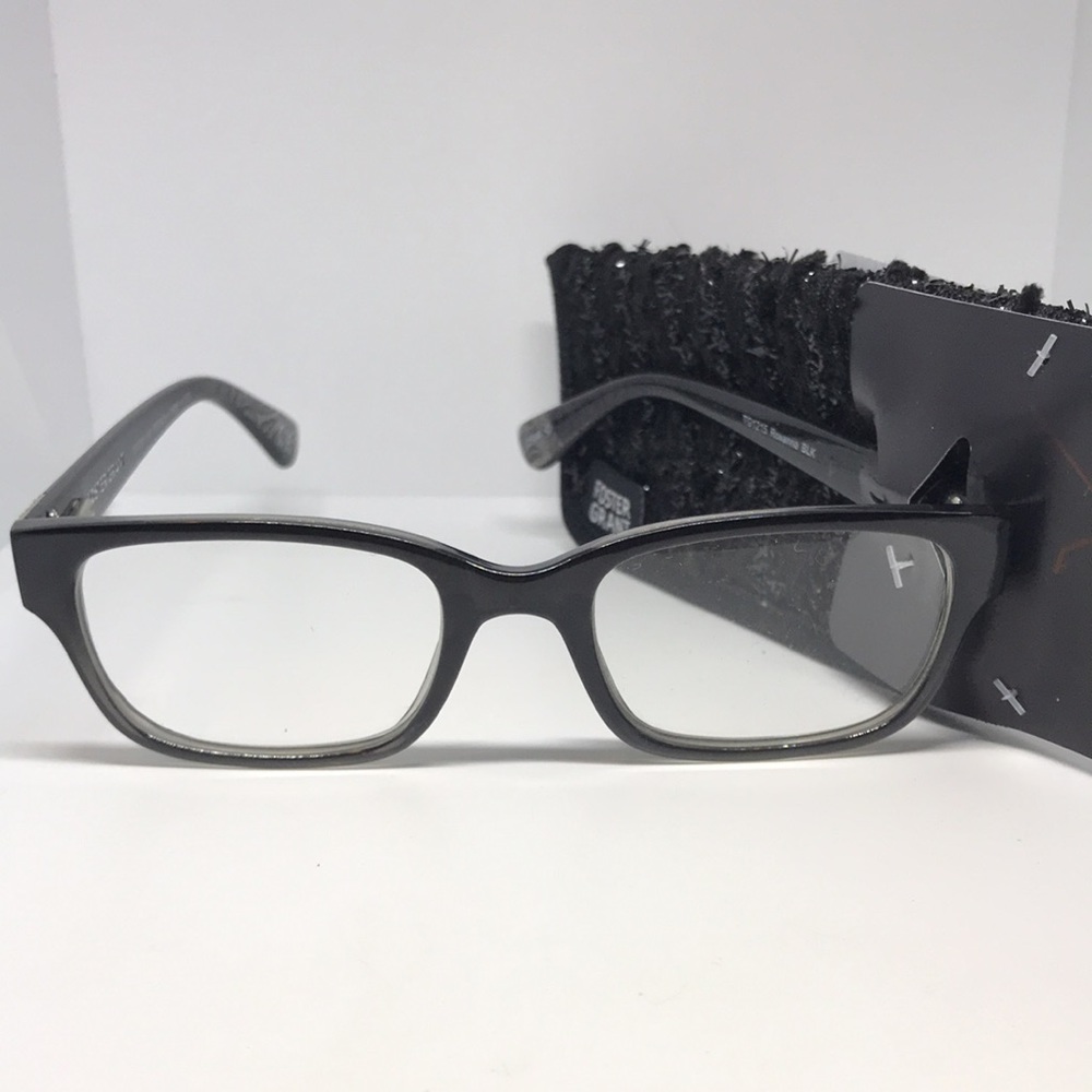 1.50 Black Readers with Fabric Case NWT